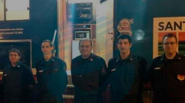 Bomberos capacitados en Comando de Incidentes Bomberos capacitados en Comando de Incidentes