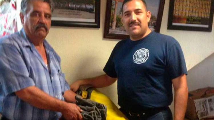 Bomberos de Ocampo reciben donación de equipo Bomberos de Ocampo reciben donación de equipo