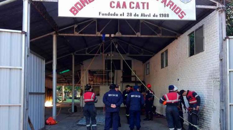 Bomberos de la región realizaron capacitación de recates con cuerdas