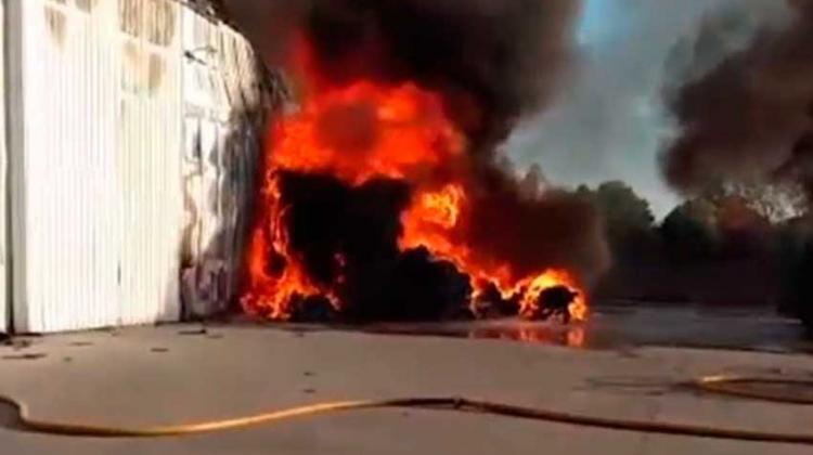 Se incendió una papelera en Esteban Echeverría