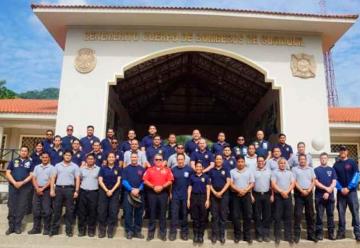 Bomberos de Chicago capacitan a Bomberos Guayaquil sobre rescate