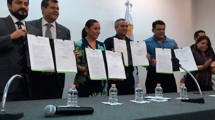 Bomberos de CDMX obtienen aumento salarial Bomberos obtienen aumento salarial