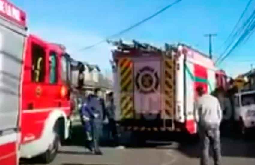 Carros de bomberos colisionaron tras acudir a emergencia