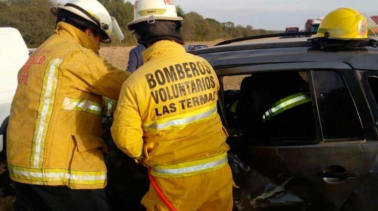 Bomberos de Las Termas piden colaboración de los vecinos