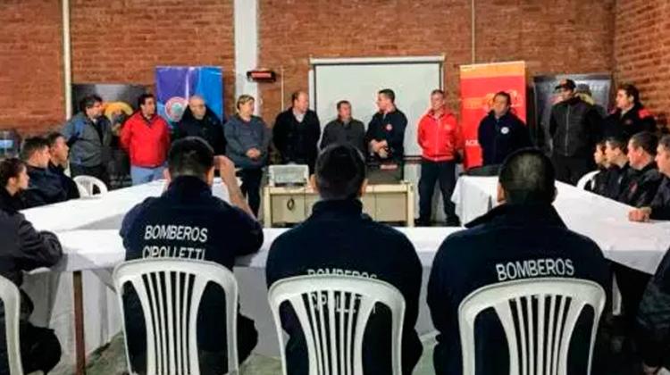 El Centro de Entrenamiento Móvil en Incendios en Río Negro