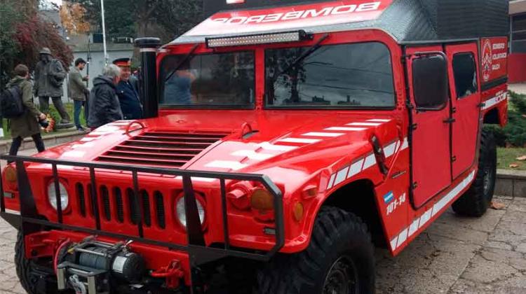 Nueva unidad de los Bomberos Voluntarios de Rauch Nueva unidad de los Bomberos Voluntarios Rauch