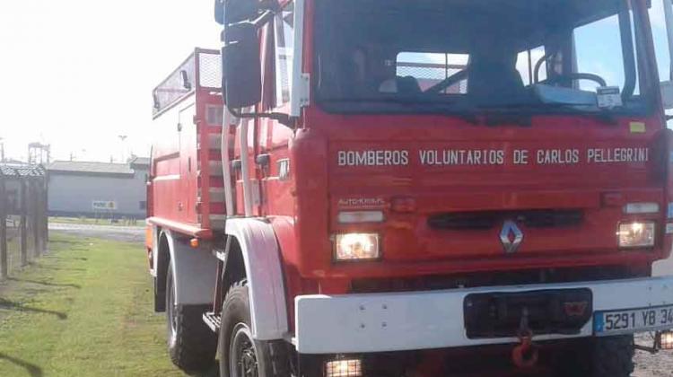 Nueva Unidad para Bomberos Voluntarios Carlos Pellegrini