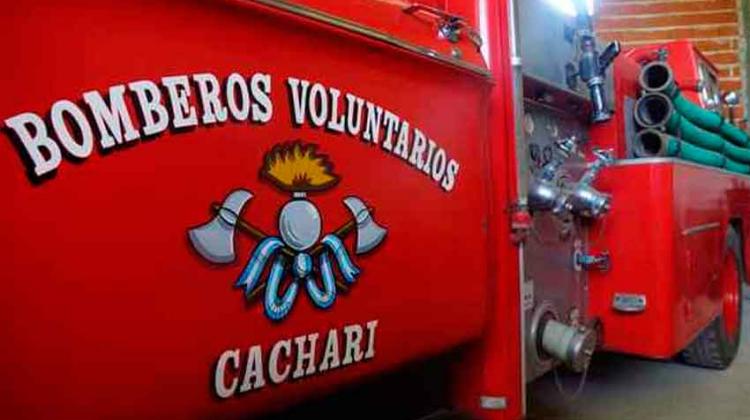 Bomberos de Cacharí formarán una Brigada K-9 para rescates Bomberos de Cacharí formarán una Brigada K-9 para rescates