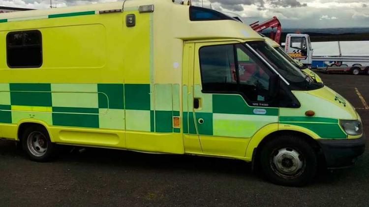 Bomberos de Capiatá recibieron donación ambulancia Bomberos de Capiatá recibieron donación ambulancia