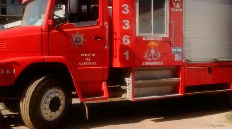 Iban a apagar un incendio pero se les quedó la autobomba Iban a apagar un incendio pero se les quedó la autobomba