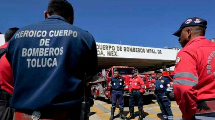 Piden crear ley para bomberos en Mexico Piden crear ley para bomberos en Mexico
