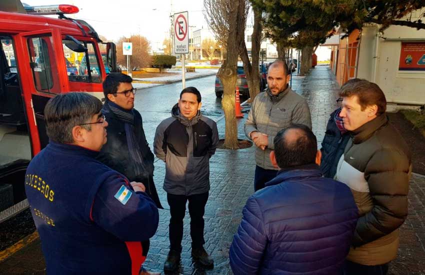 Bomberos presentaron la nueva unidad adquirida