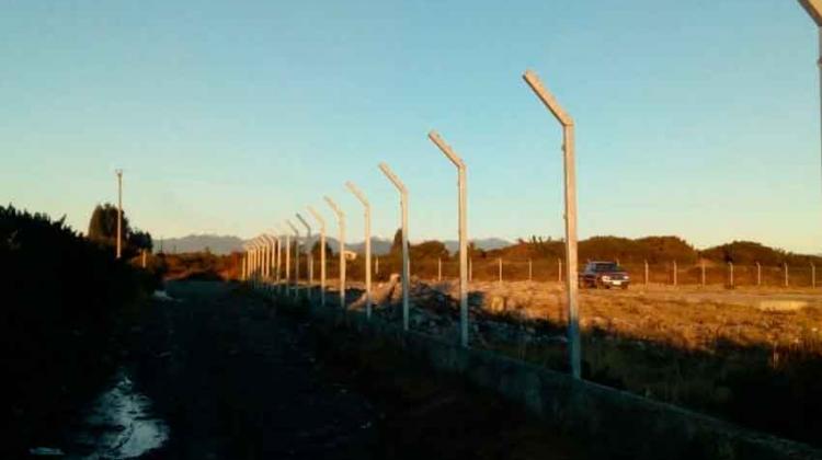 Robaron cerco que protege campo de entrenamiento