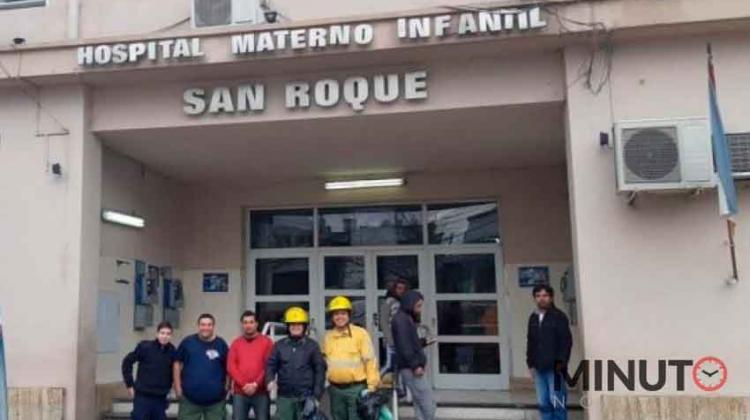Bomberos entregaron juguetes en el Hospital San Roque