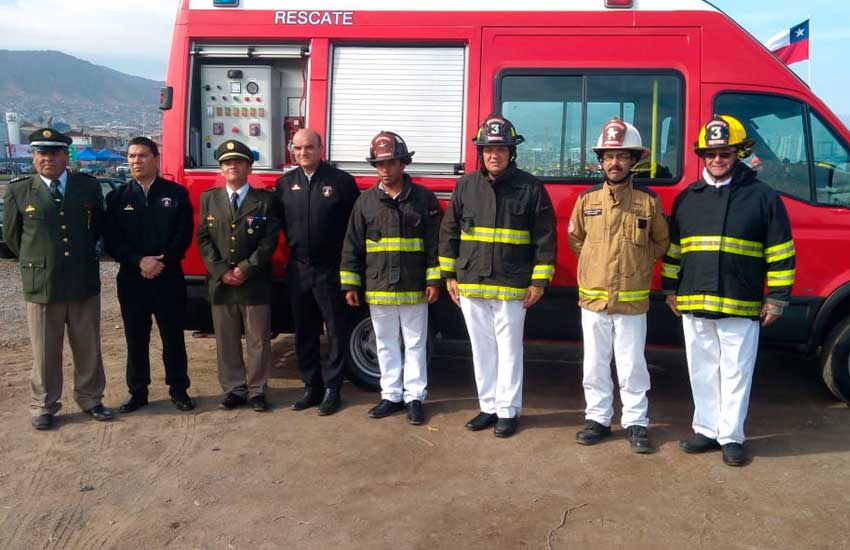 Bomberos de María Elena recibió carro de rescate vehiculares