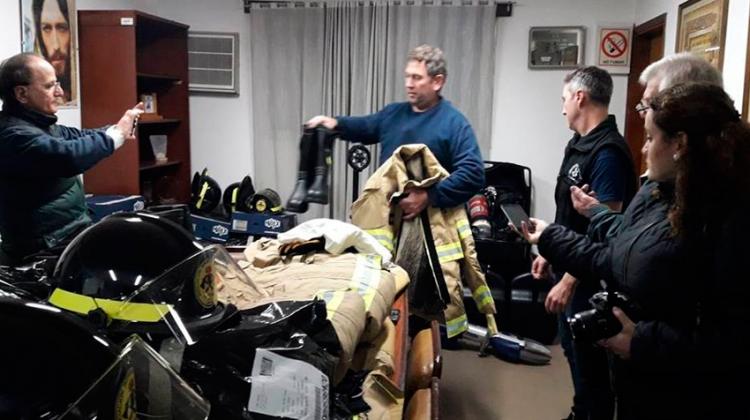 Bomberos de Monte Maíz presentaron nuevos equipos Bomberos Voluntarios de Monte Maíz