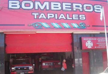 Bomberos Voluntarios buscan comprar una nueva autobomba