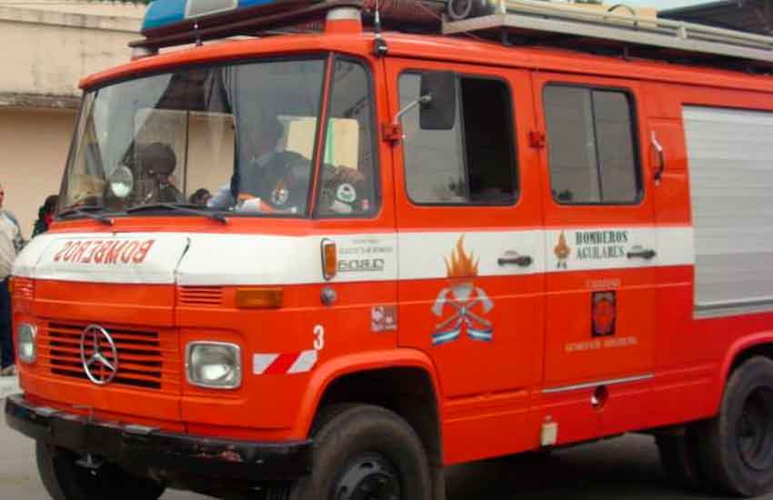 Bomberos de Aguilares fueron apedreados