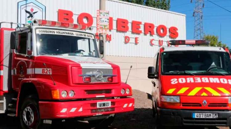 Bomberos Voluntarios de Luján festejan 50 años