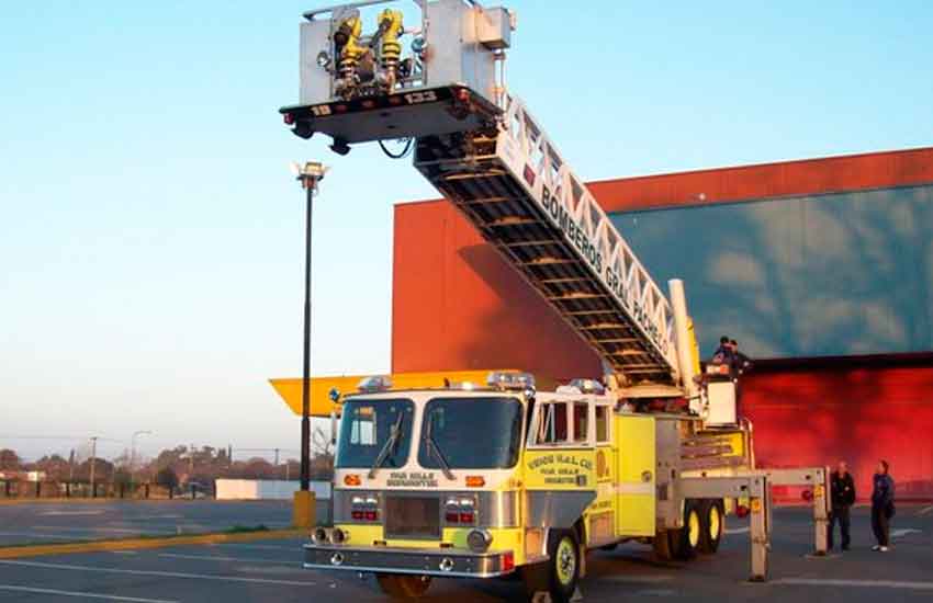 Bomberos tandilenses tendrán próximamente una escalera mecánica