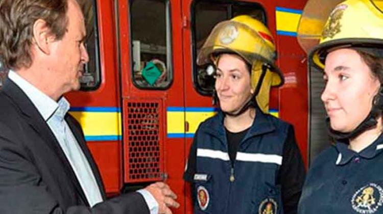 Bomberos de la provincia recibieron nuevas herramientas Bomberos de la provincia recibieron nuevas herramientas