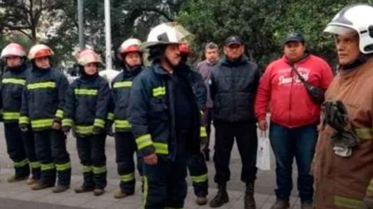 Bomberos voluntarios recibieron subsidios adeudados por la provincia