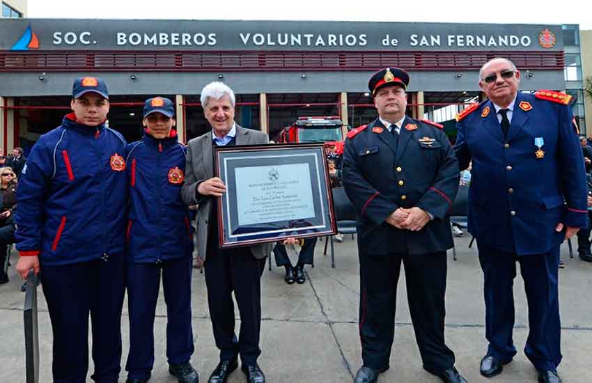 Celebran el primer año del nuevo Cuartel de Bomberos con un desfile