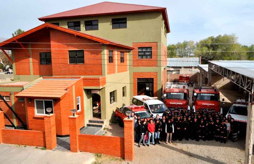 Bomberos de la Villa de Merlo cumplen 40 años