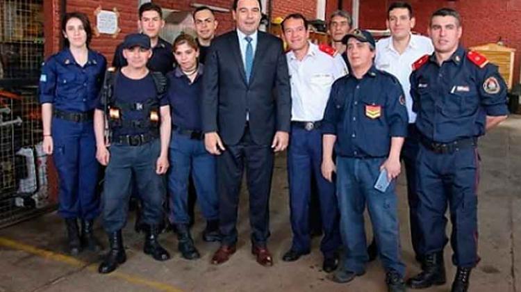 Bomberos Voluntarios de Paso de los Libres recibió Subsidio Bomberos Voluntarios de Paso de los Libres recibió Subsidio