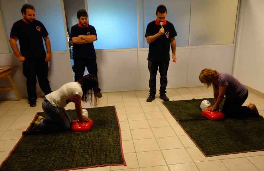 Curso de RCP en el cuartel de Bomberos Voluntarios de O’Brien