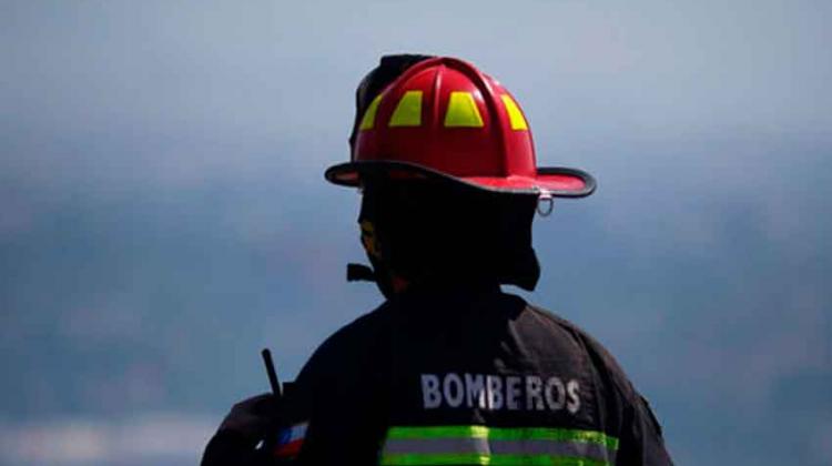 Bomberos fueron agredidos mientras apagaban incendio