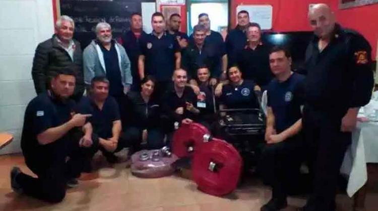 Los Bomberos recibieron importantes donaciones Los Bomberos recibieron importantes donaciones