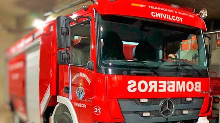 Nueva unidad de los Bomberos Voluntarios de Chivilcoy Nueva unidad de los Bomberos Voluntarios de Chivilcoy