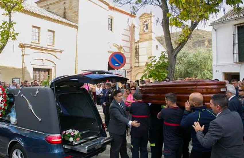 El parque de bomberos de Antequera llevará el nombre de José Gil