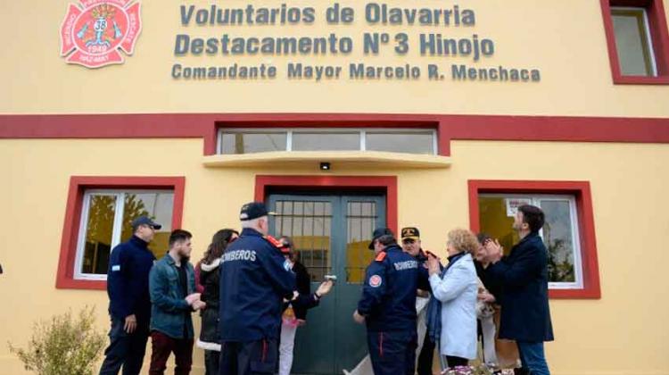 Bomberos inauguraron la nueva sede en Hinojo Bomberos inauguraron la nueva sede en Hinojo