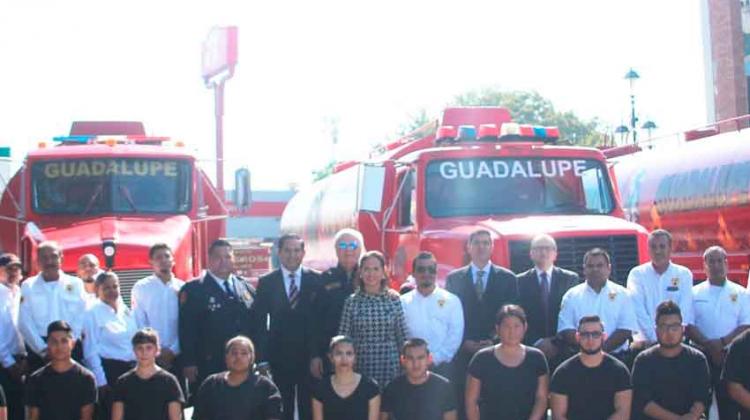 Entregan unidades a Bomberos de Ciudad Guadalupe Entregan unidades a Bomberos de Ciudad Guadalupe