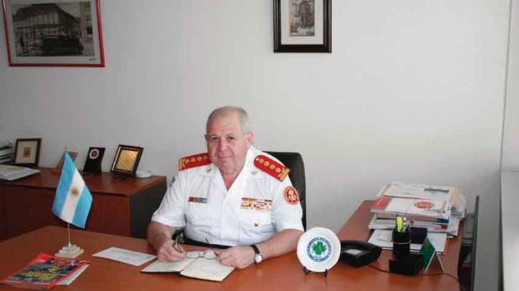 50 años de servicio del Comandante Daniel Vicente 50 años de servicio del Comandante Daniel Vicente