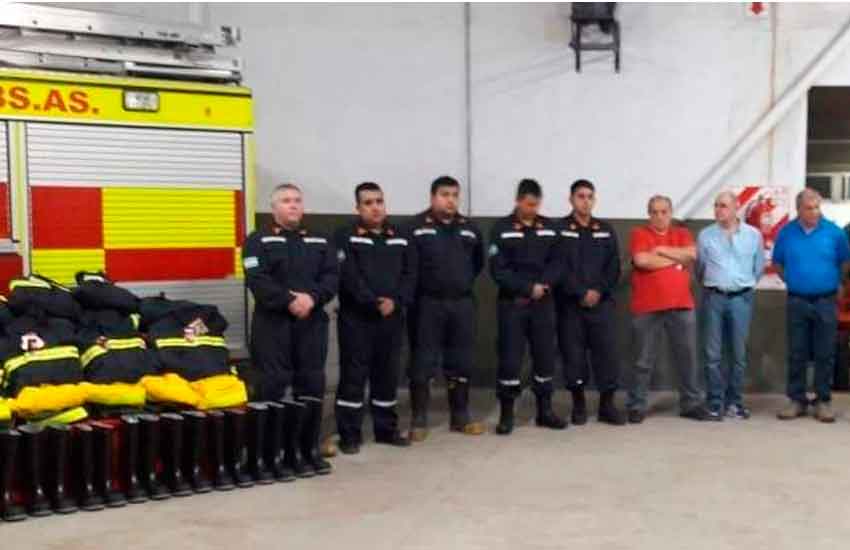 Bomberos Voluntarios de Colon presentaron su nuevo equipo