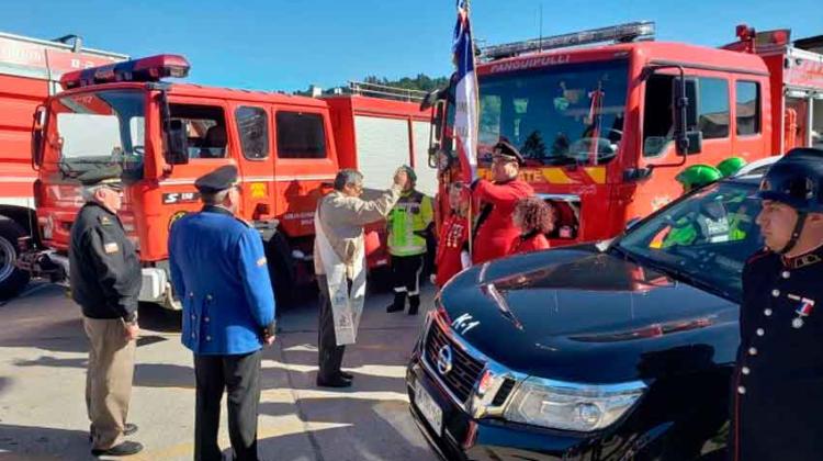 Cuerpo de Bomberos de Panguipulli recibió material mayor