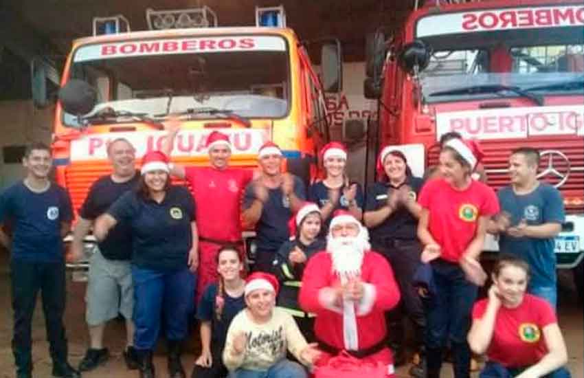 Campaña solidaria navideña de los Bomberos de Iguazú