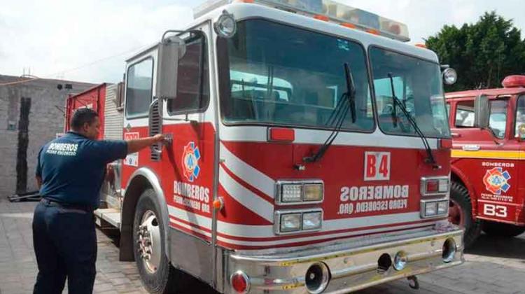 Bomberos reciben atención psicológica Bomberos reciben atención psicológica