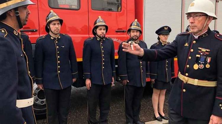 Bomberos de Valdivia recibió nuevas máquinas Bomberos de Valdivia recibió nuevas máquinas
