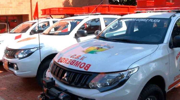 Bomberos de Antioquia recibieron nuevos vehículos