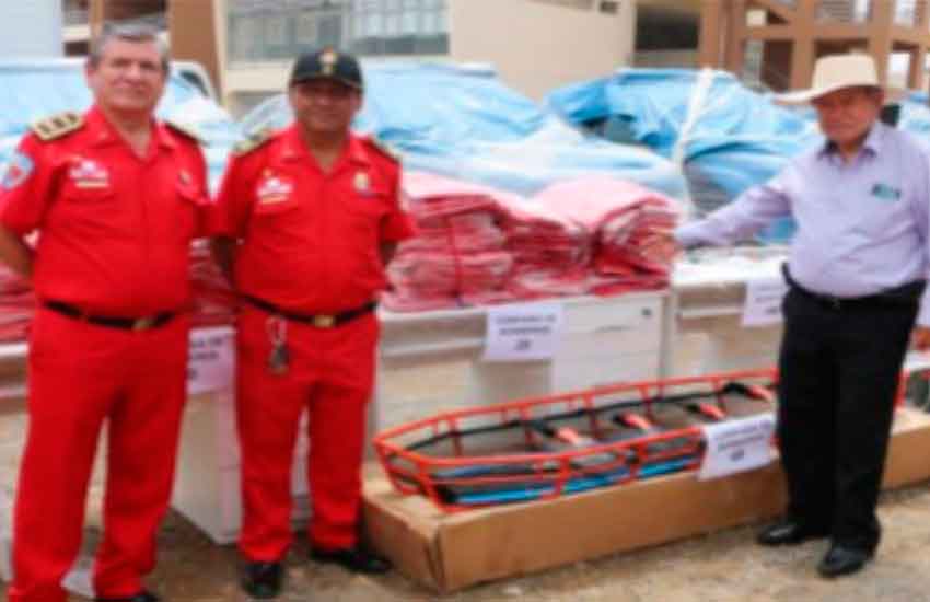Entregan equipos a bomberos de Cañete, Huaral y Huacho