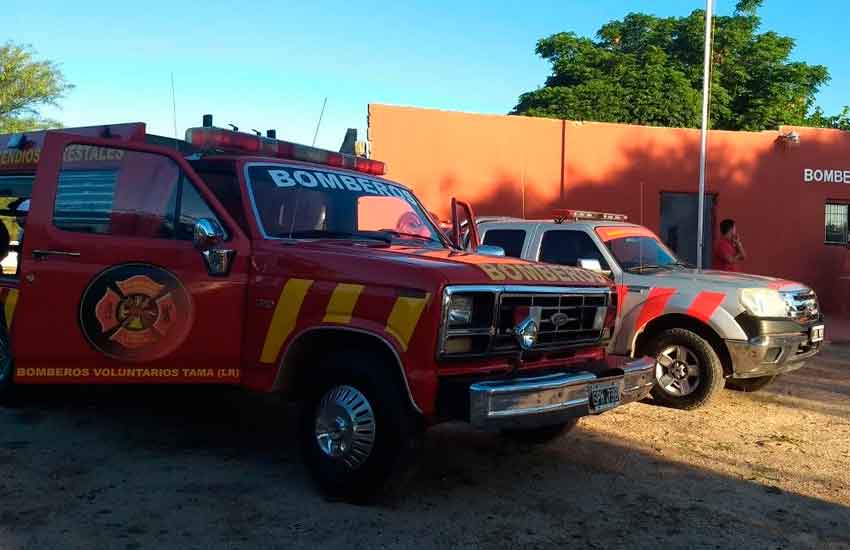 Entregaron vehículos a Bomberos Voluntarios de Tama