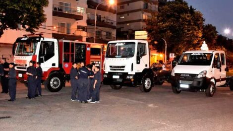 Bomberos Voluntarios de Tigre presentaron nuevos móviles