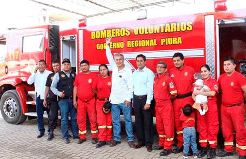 Bomberos de Bellavista con nueva cisterna contra incendios