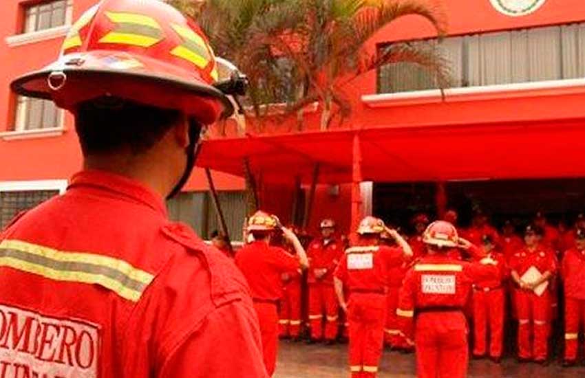 Una aspirante a bombera denuncia a bombero por abuso