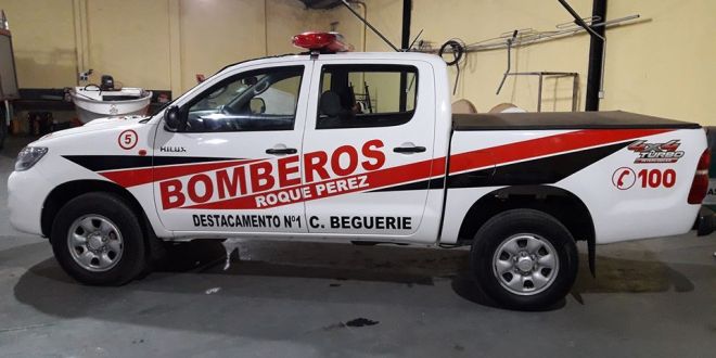 Bomberos Voluntarios de Roque Pérez adquirió una nueva unidad 4×4
