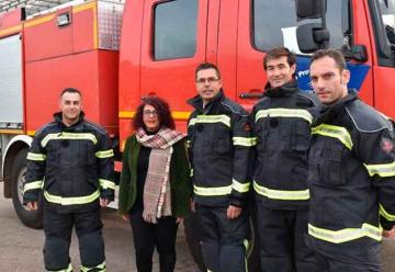 Bomberos de Badajoz con nuevos trajes de intervención